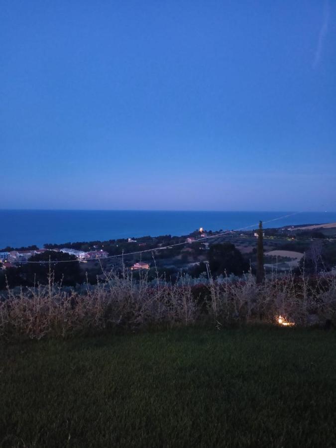 Casale Adriatico B&B 皮内托 外观 照片